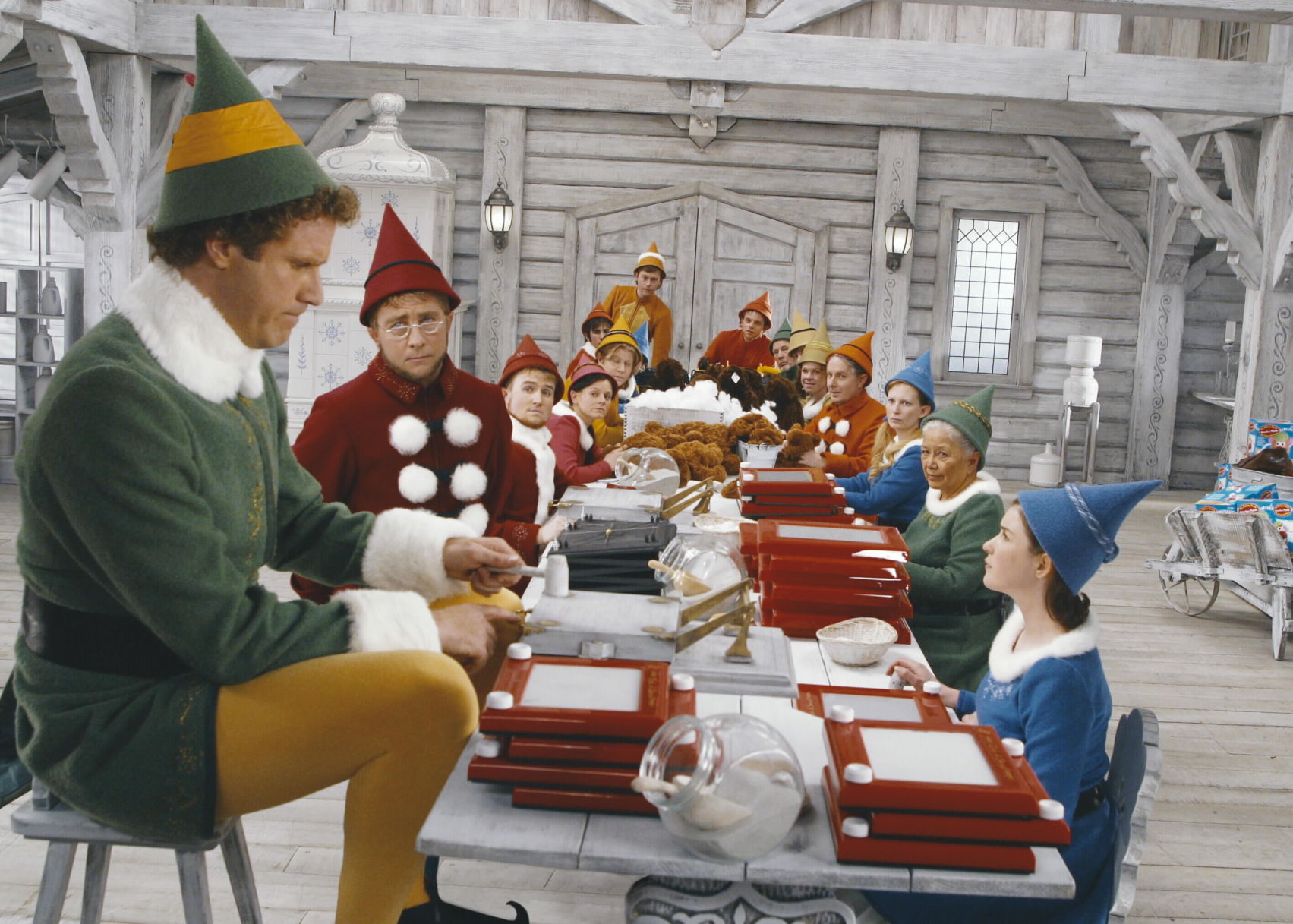 Elf has full sleigh of holiday magic... 11/07/03